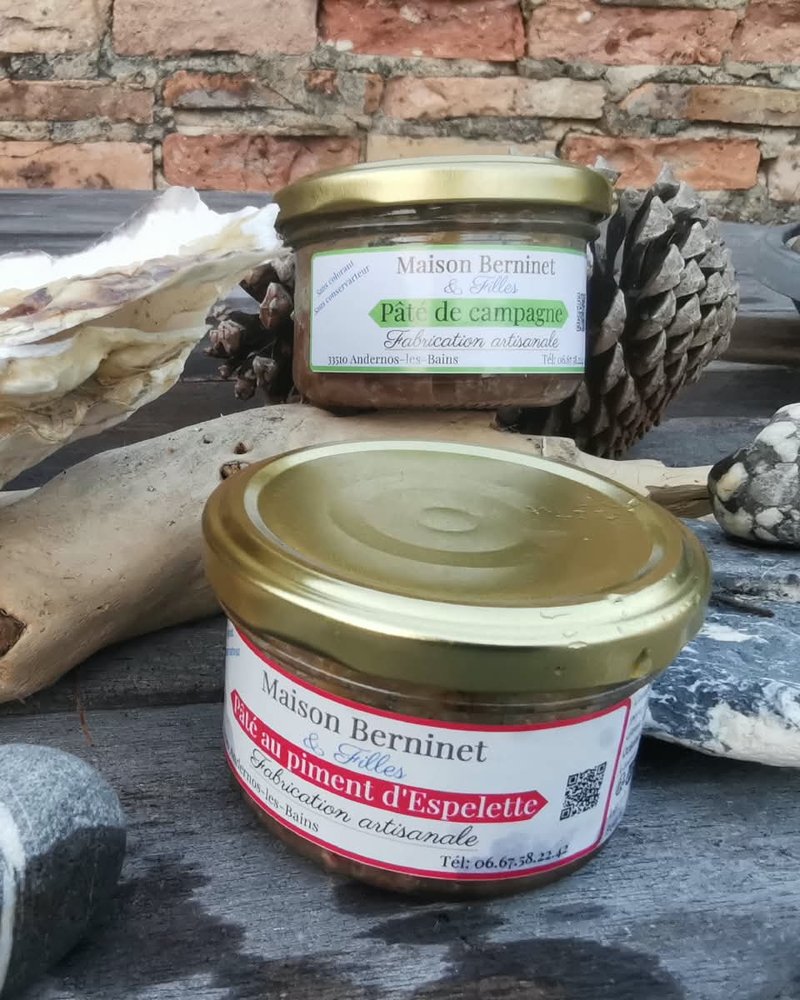 Bocaux de pâté de campagne et au piment d'Espelette de la maison Berninet & Filles